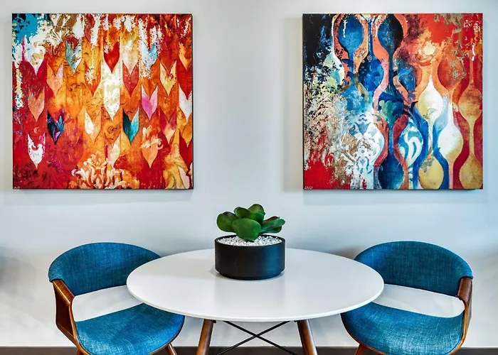Spacious Westgate Cozysuites By Stadium With Pool 2 Apartment Glendale
