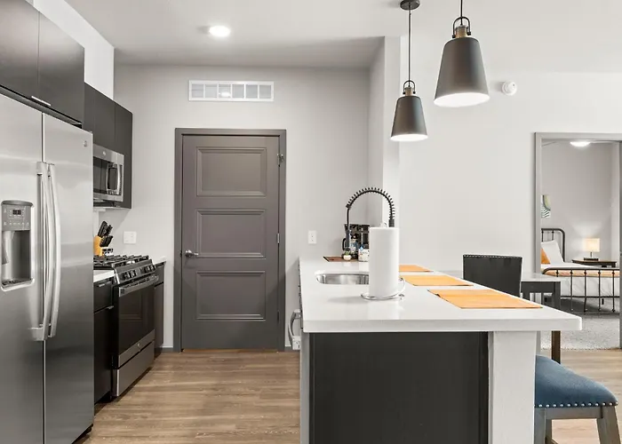 Apartment Spacious Westgate Cozysuites By Stadium With Pool 2